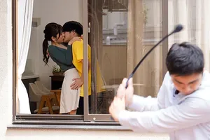 Lén lút với cô bạn thân của người yêu