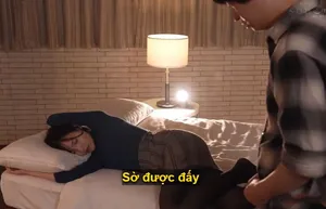 Ngậm miệng lại và ngoan ngoãn banh lồn ra