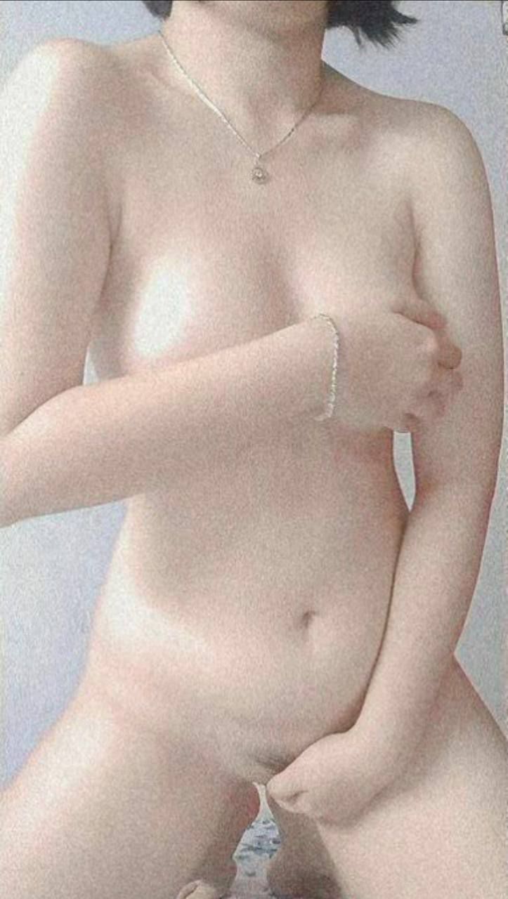 Em thư ký rất nghiêm túc đột nhiên thay đổi bắt cấp trên liếm sò ngay khi vào khách sạn